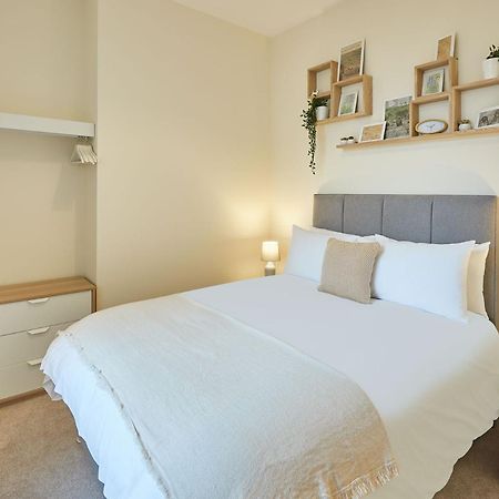 Host & Stay - South Cliff Apartment スカーバラ エクステリア 写真