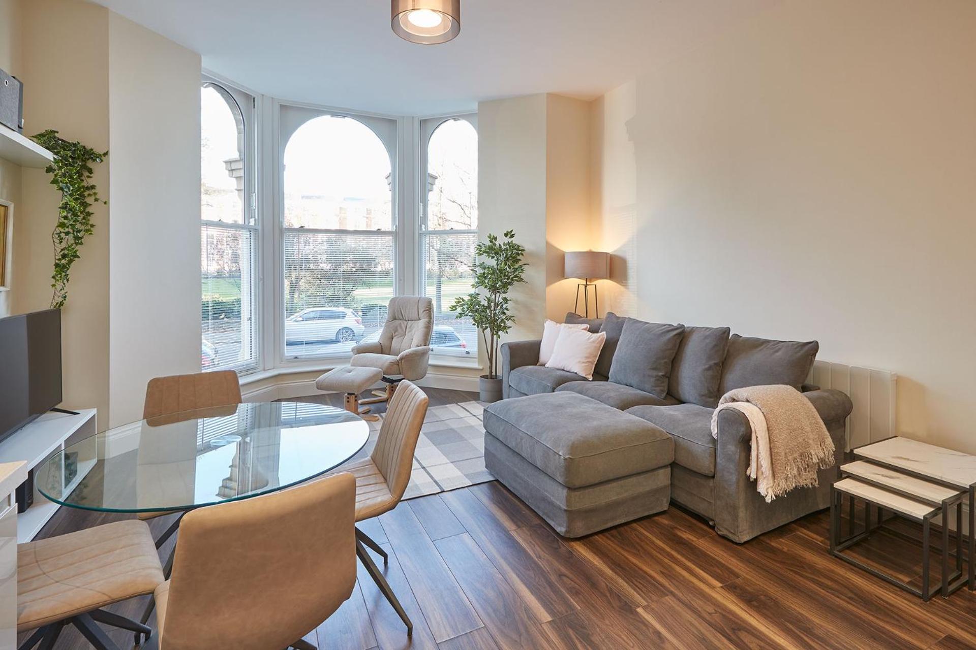 Host & Stay - South Cliff Apartment スカーバラ エクステリア 写真