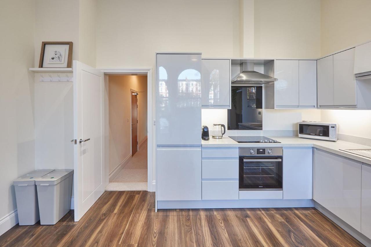 Host & Stay - South Cliff Apartment スカーバラ エクステリア 写真